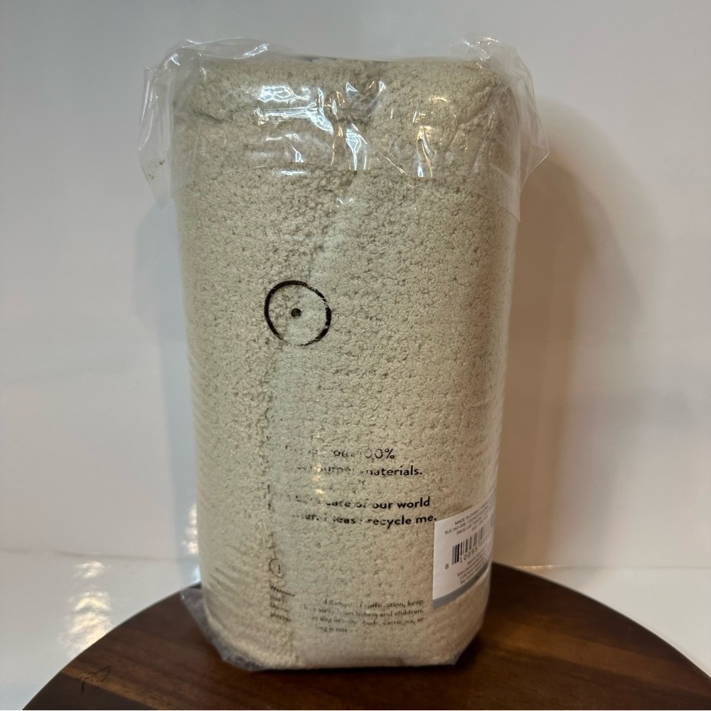 🤍 NEW Sunday Citizen Snug Lap Throw Blanket Ultra Soft Cozy Knit Cream/Beige 🤍 - Picture 3 of 5